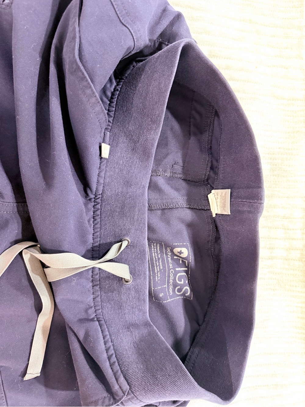 FIGS Navy blue Drawstring scrubs